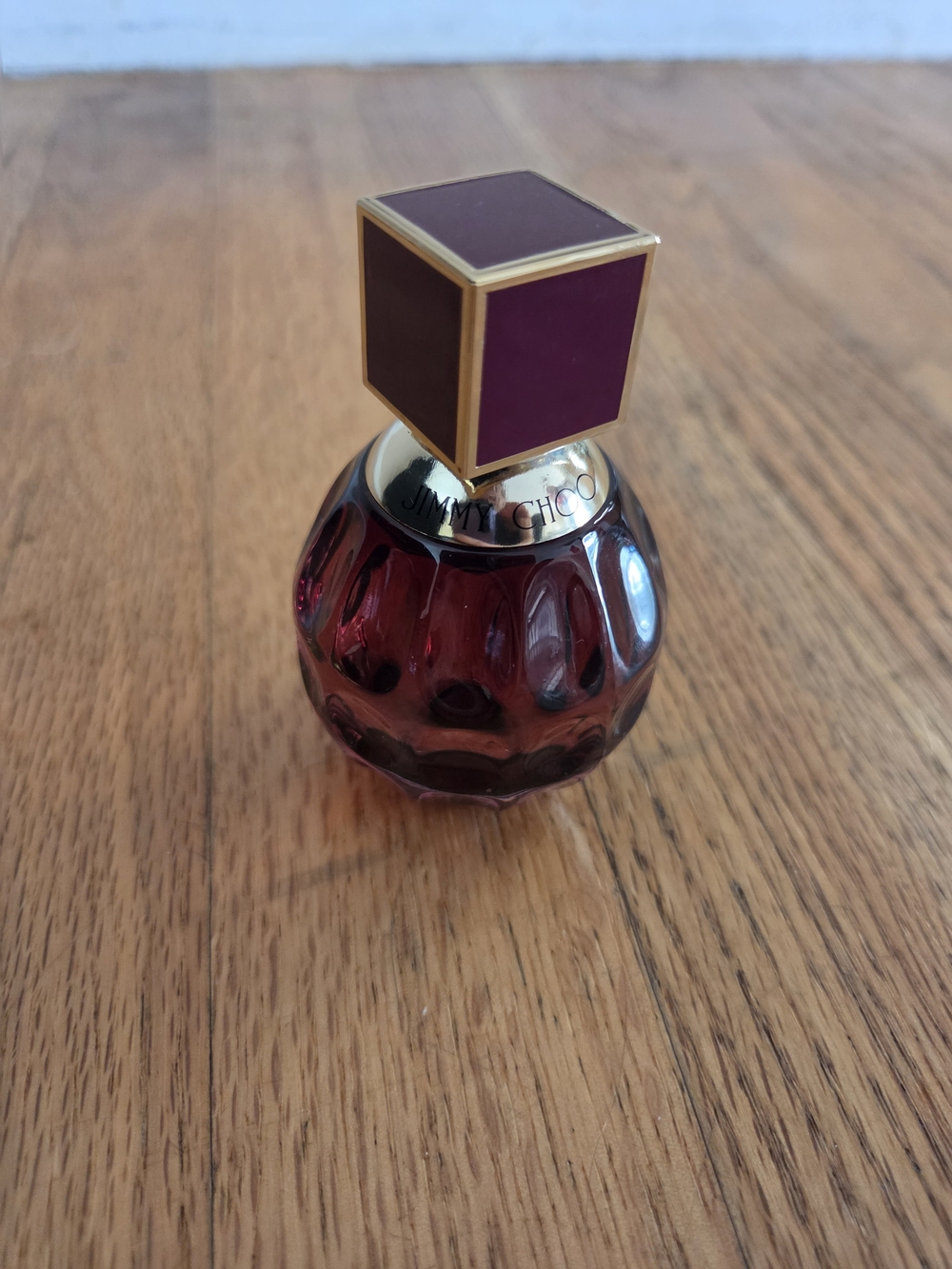 Jimmy Choo Fever Purfume - Picture 2 of 3